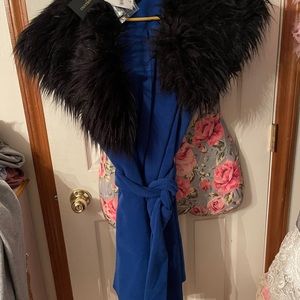 Vest , remove able fur collar